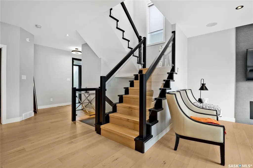 4311 Sandpiper Crescent E Regina SK S4V 1N3