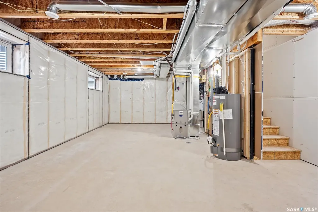 5517 Kennett Square Regina SK S4V 4C6