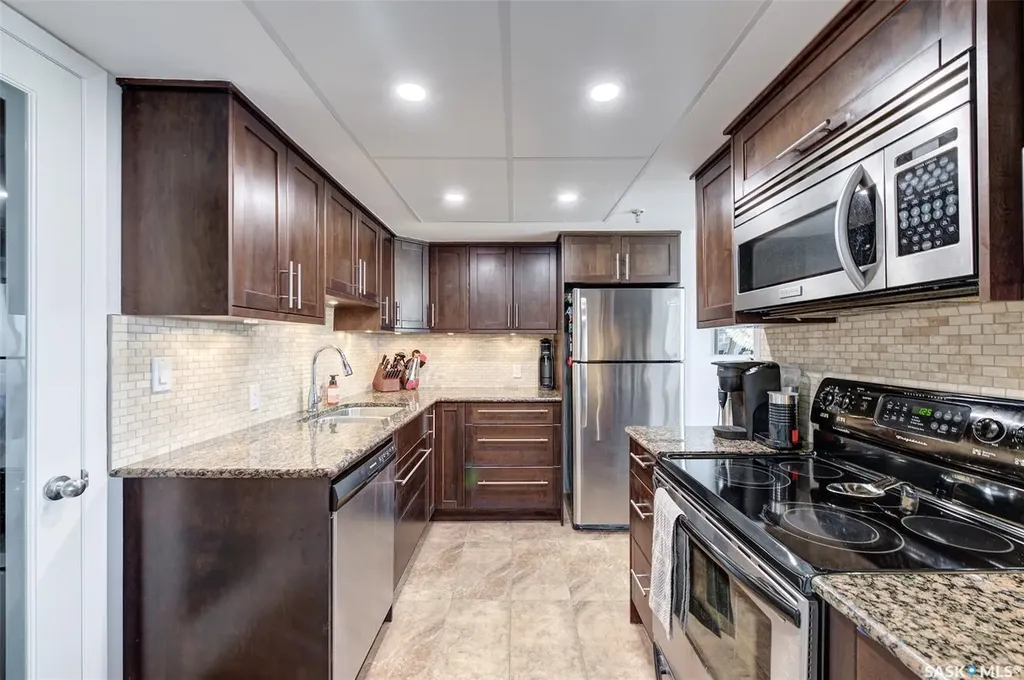 315 5th Avenue Saskatoon SK S7K 5Z8