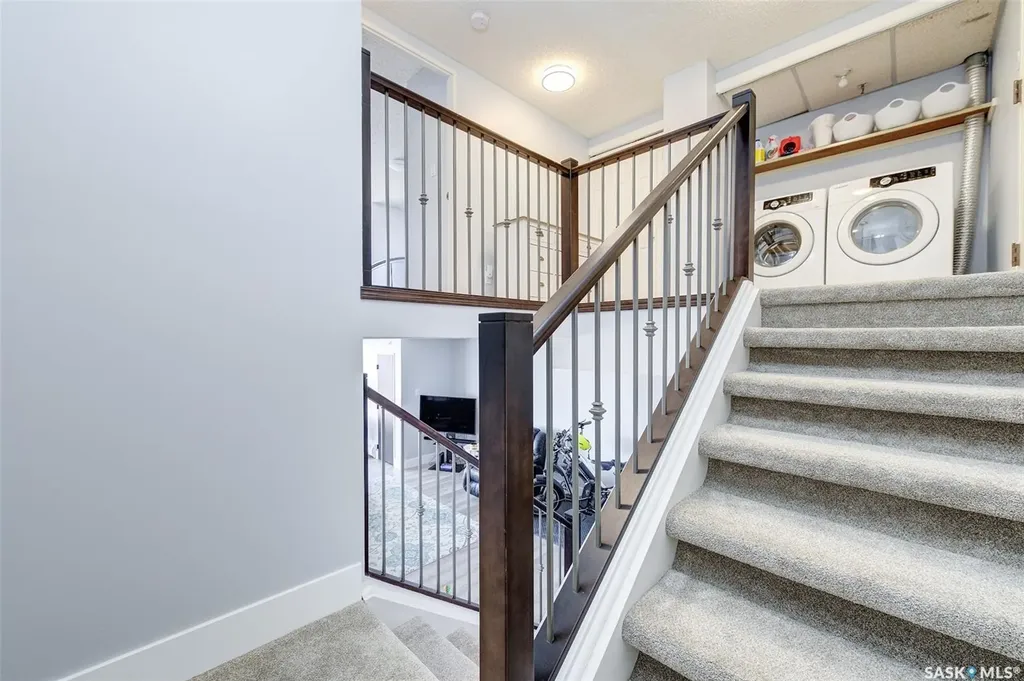 315 5th Avenue Saskatoon SK S7K 5Z8