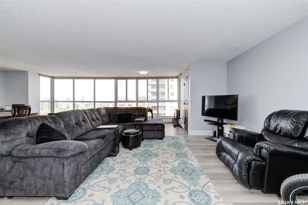 315 5th Avenue Saskatoon SK S7K 5Z8