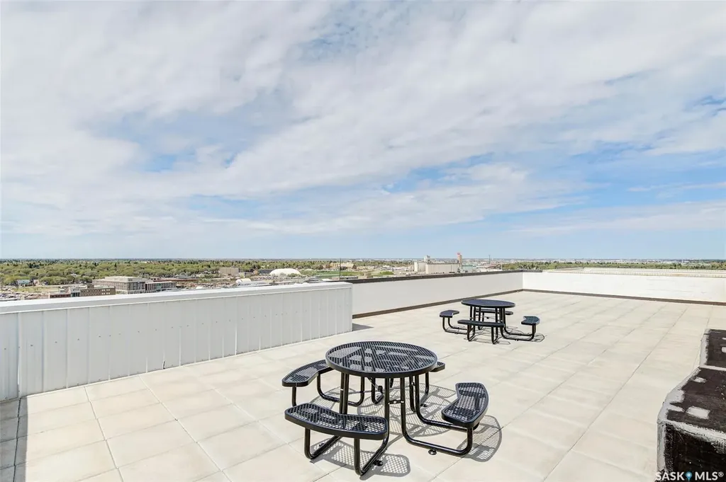 315 5th Avenue Saskatoon SK S7K 5Z8