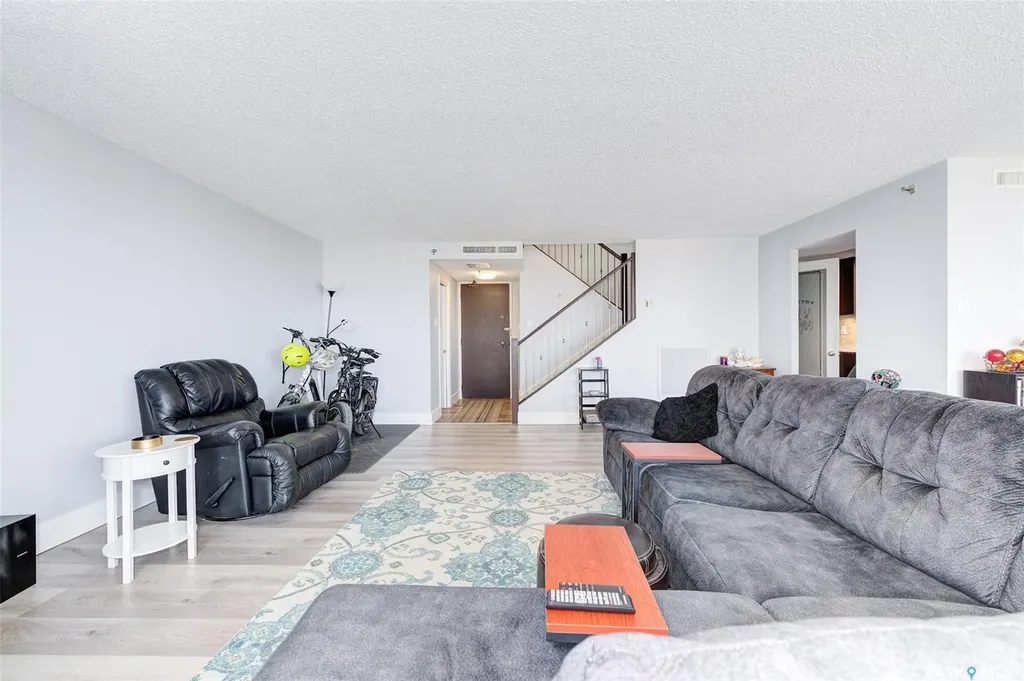 315 5th Avenue Saskatoon SK S7K 5Z8