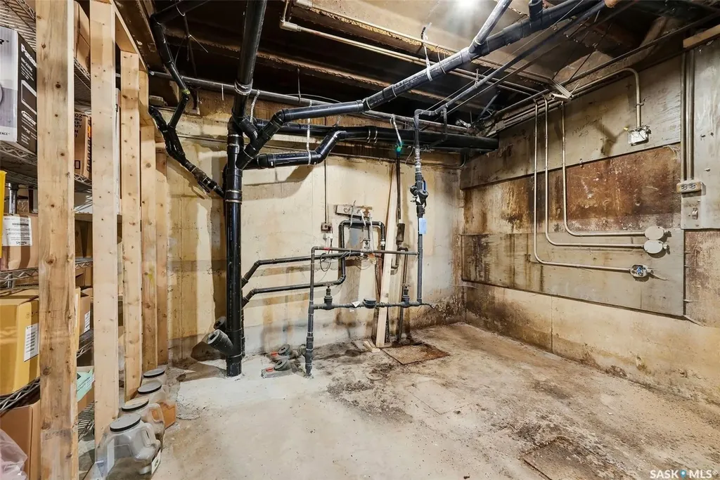1775 Toronto Street Regina SK S4P 1M5