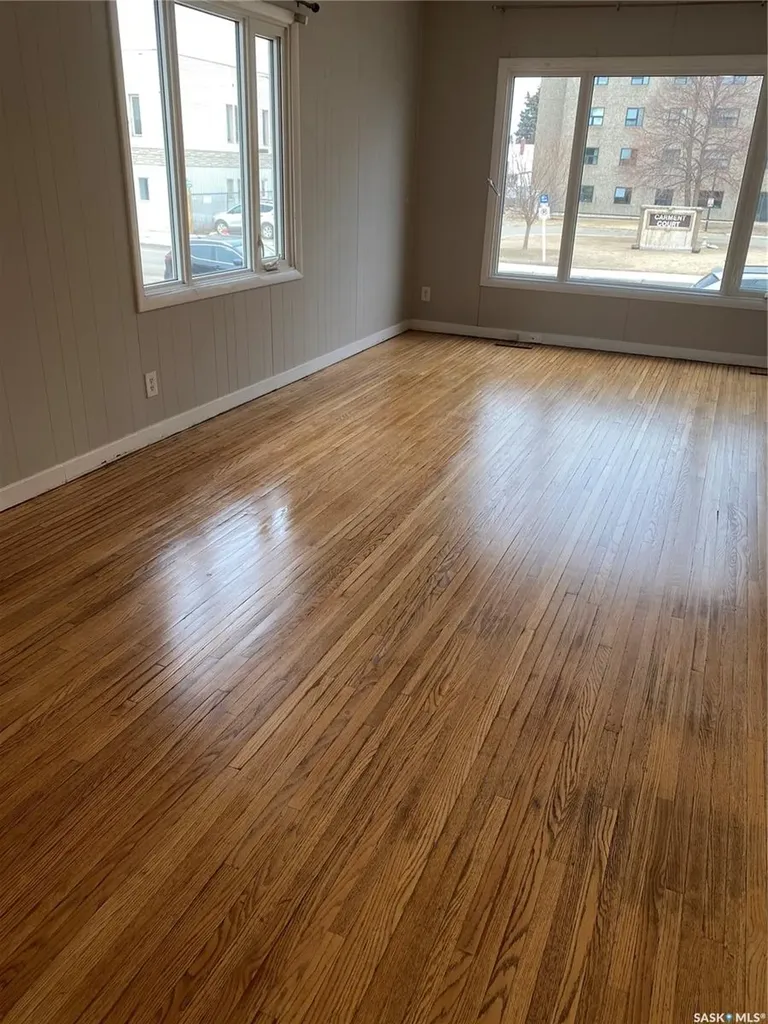 209 8th Street E Prince Albert SK S6V 0V9