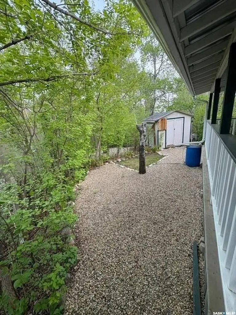 91 Poplar Beach Wakaw Lake SK S0K 4P0