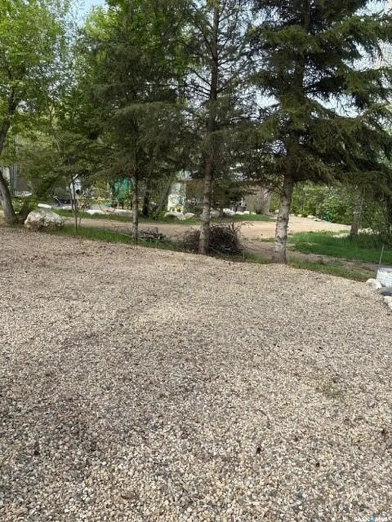 91 Poplar Beach Wakaw Lake SK S0K 4P0