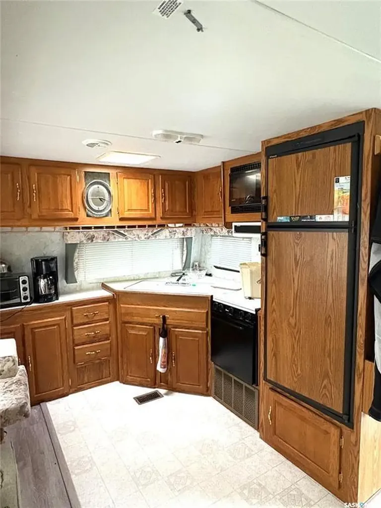 91 Poplar Beach Wakaw Lake SK S0K 4P0