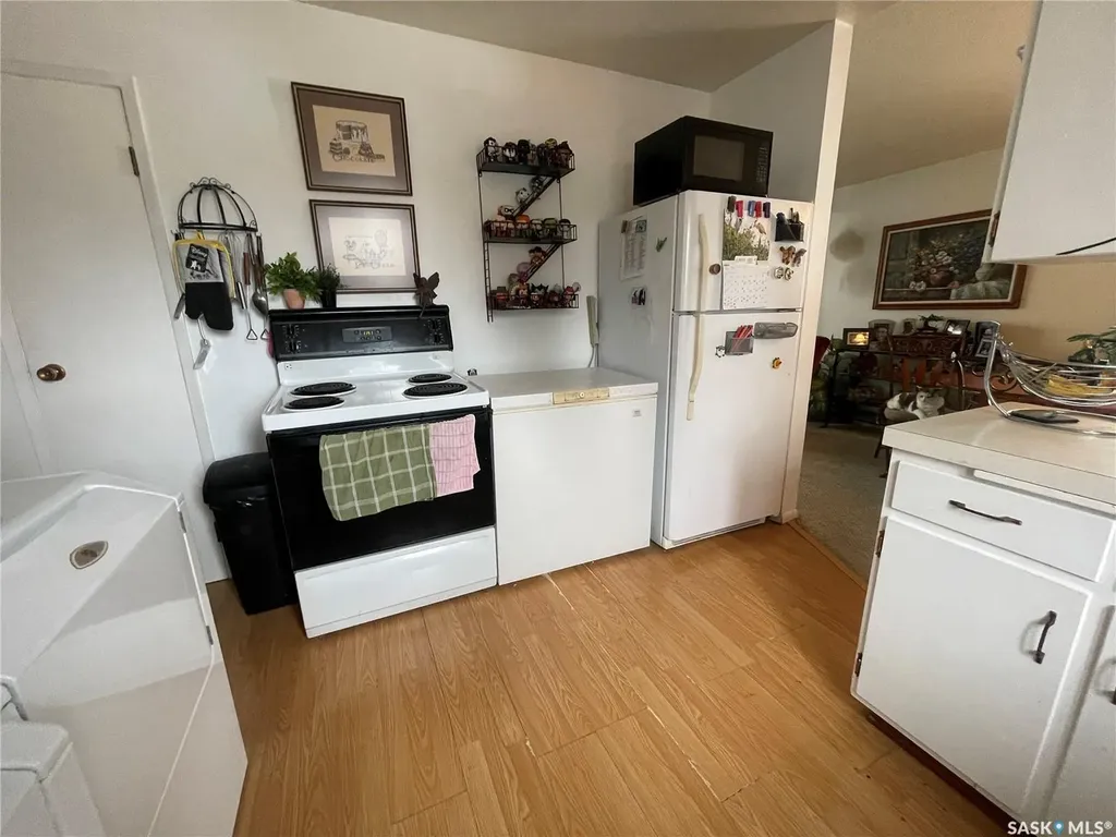 1001 2nd Street W Kindersley SK S0L 1S0