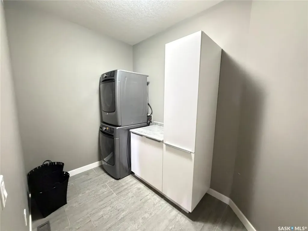 924 11th Street Humboldt SK S0K 2A0