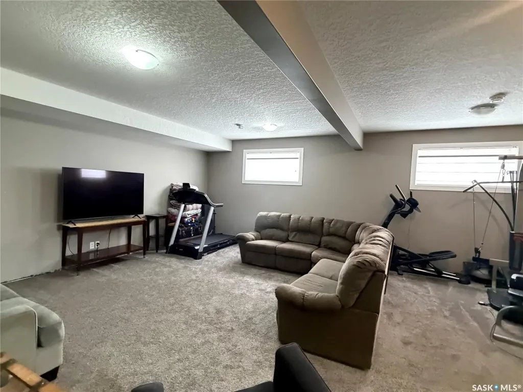 924 11th Street Humboldt SK S0K 2A0