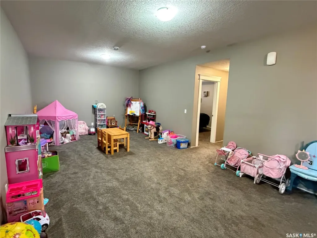 924 11th Street Humboldt SK S0K 2A0