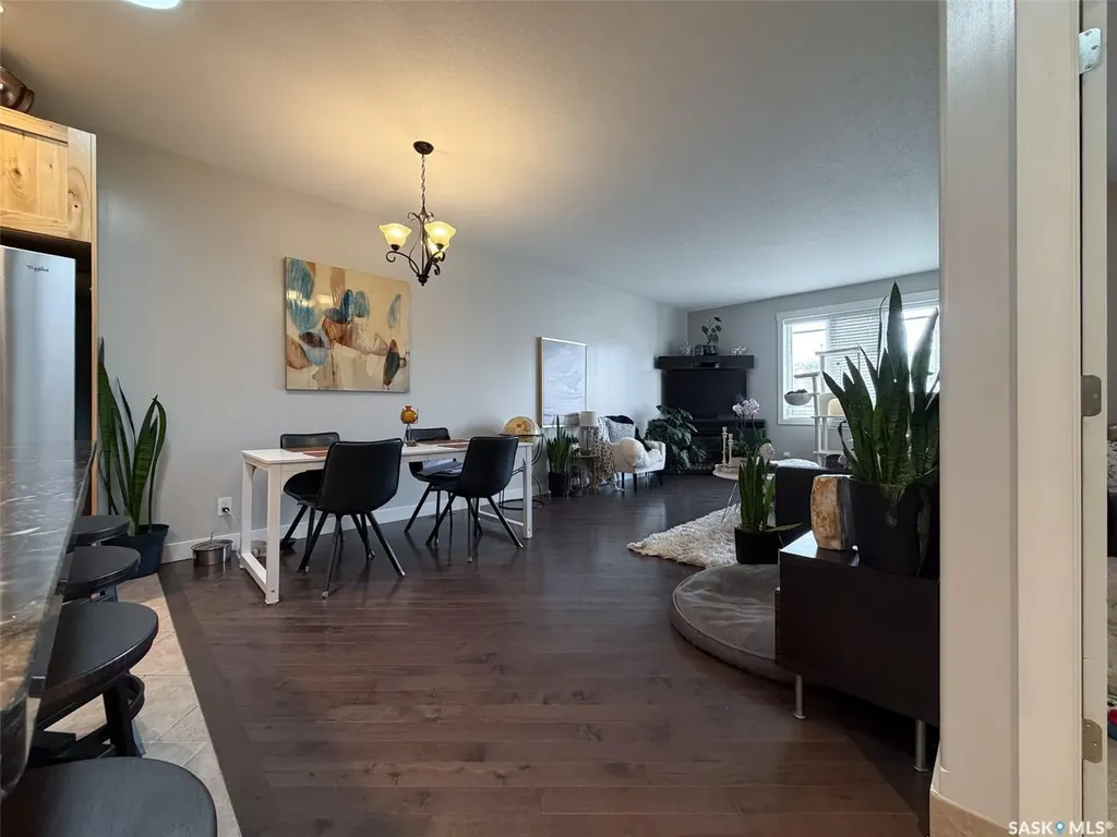 270 14th Avenue NE Swift Current SK S9H 2W7