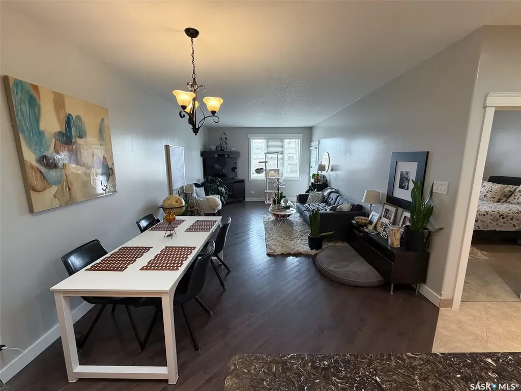 270 14th Avenue NE Swift Current SK S9H 2W7