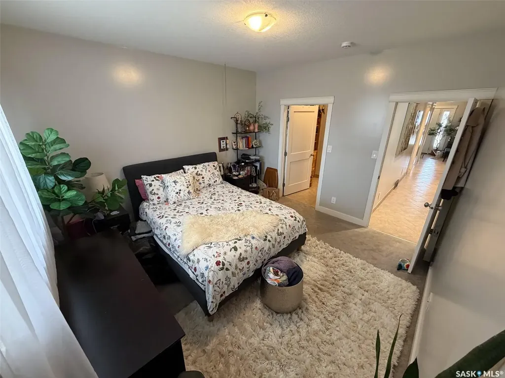 270 14th Avenue NE Swift Current SK S9H 2W7