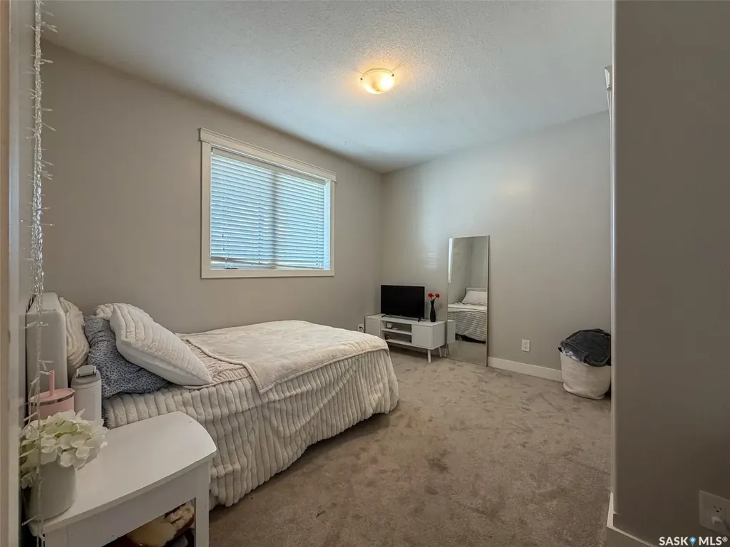 270 14th Avenue NE Swift Current SK S9H 2W7