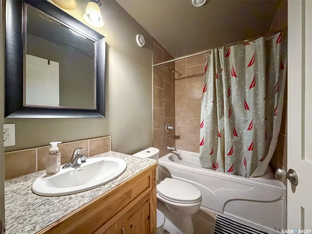 270 14th Avenue NE Swift Current SK S9H 2W7