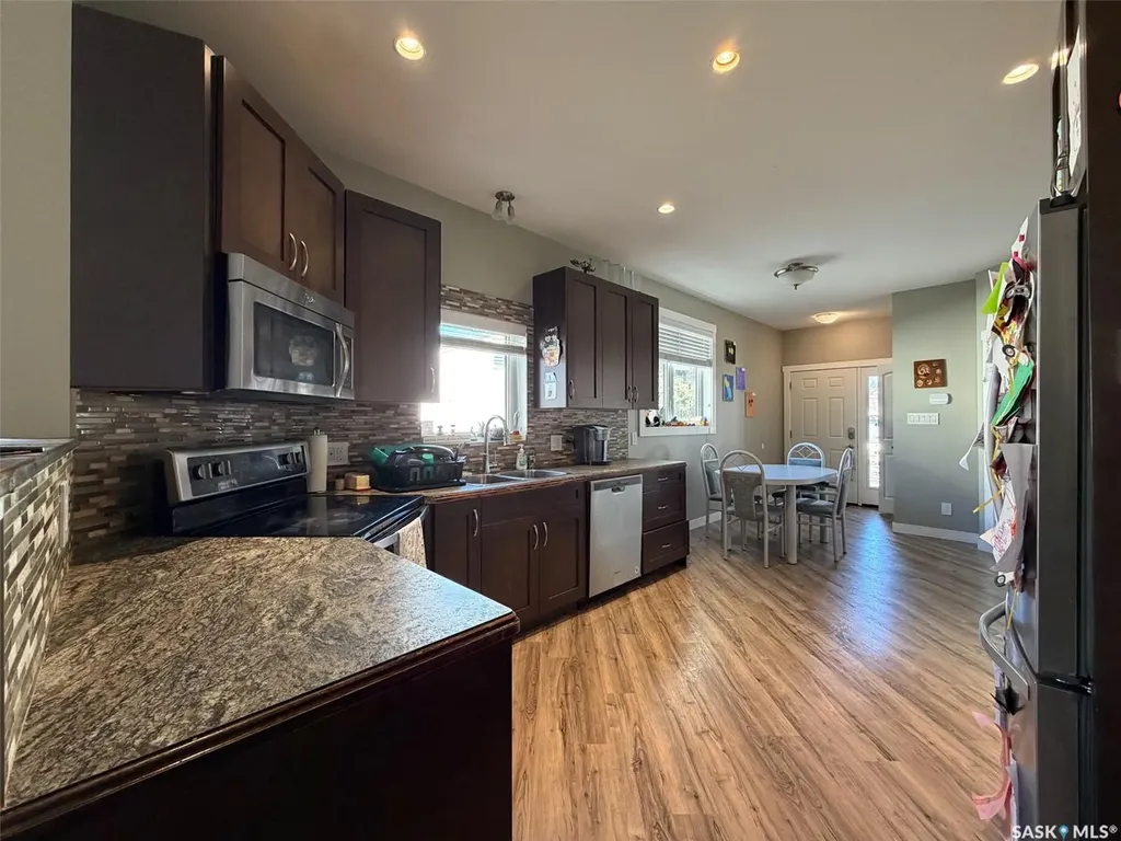 270 14th Avenue NE Swift Current SK S9H 2W7