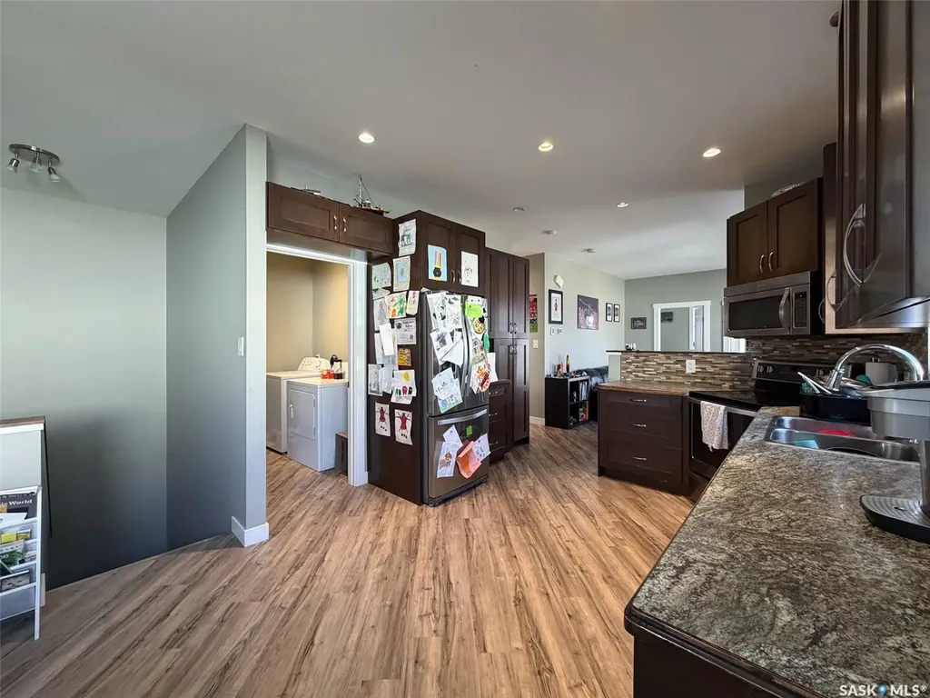 270 14th Avenue NE Swift Current SK S9H 2W7