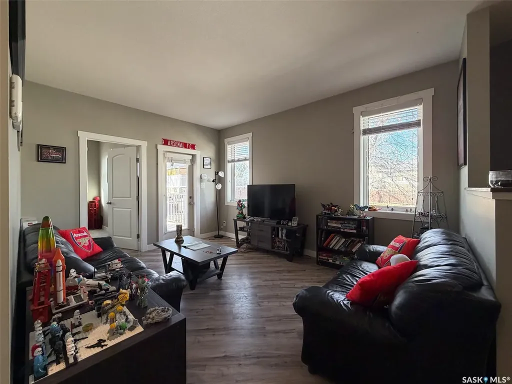 270 14th Avenue NE Swift Current SK S9H 2W7
