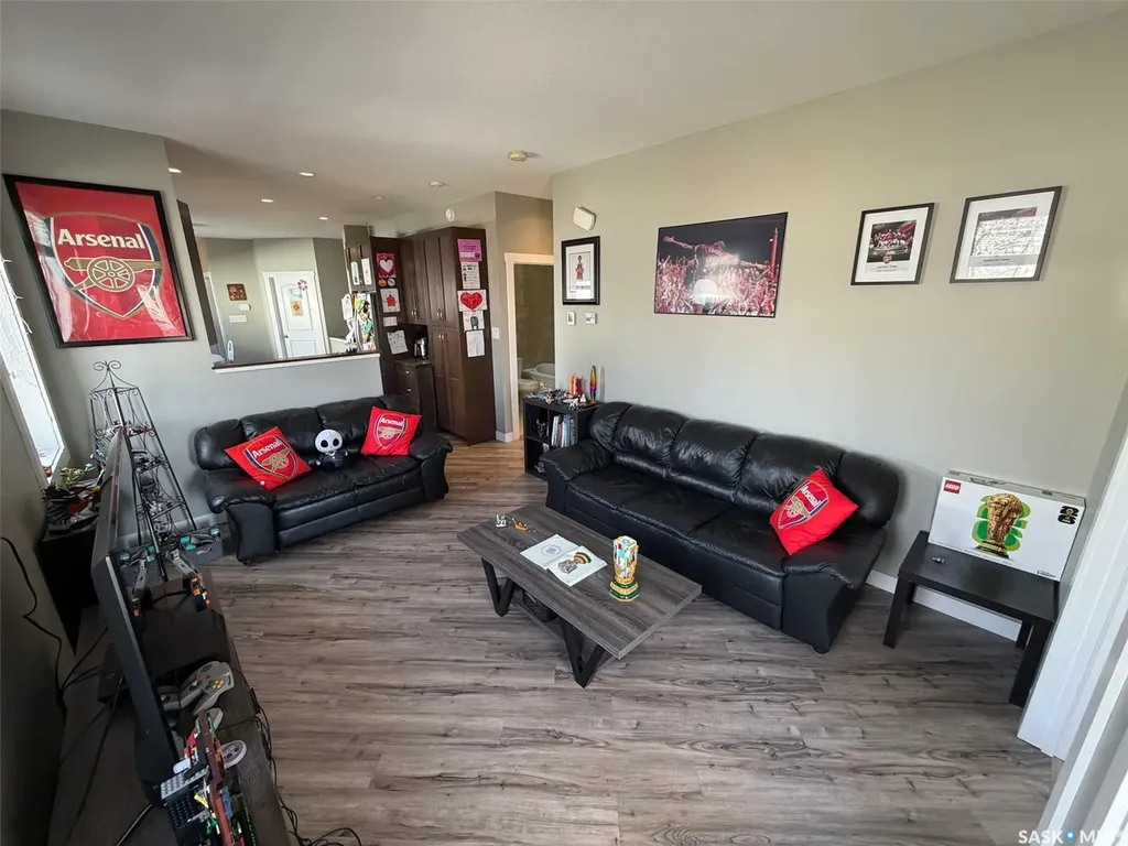 270 14th Avenue NE Swift Current SK S9H 2W7