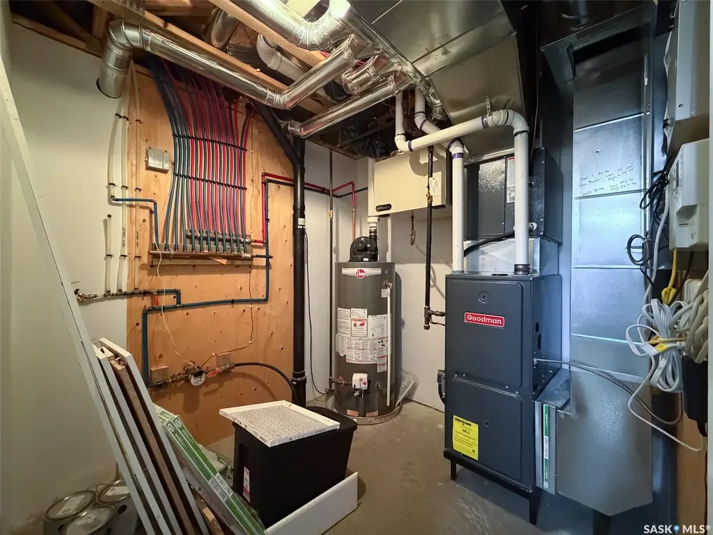 270 14th Avenue NE Swift Current SK S9H 2W7