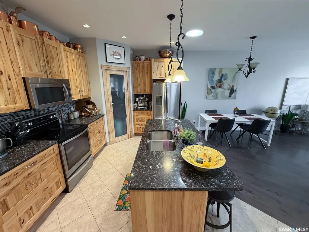 270 14th Avenue NE Swift Current SK S9H 2W7