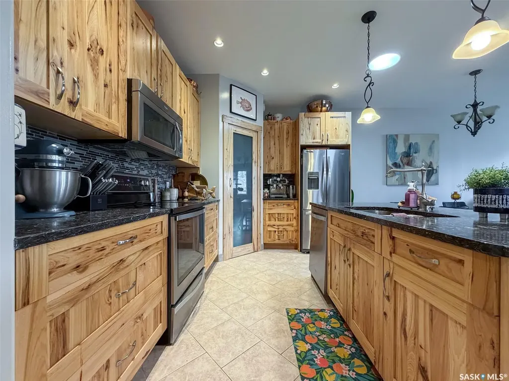 270 14th Avenue NE Swift Current SK S9H 2W7
