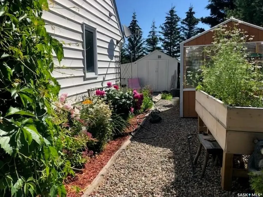 113 2nd Avenue SE Dorintosh SK S0M 0T0