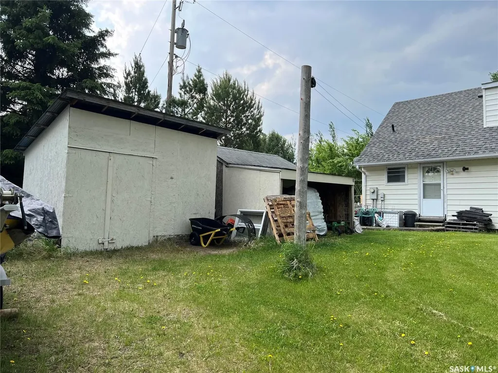 113 2nd Avenue SE Dorintosh SK S0M 0T0