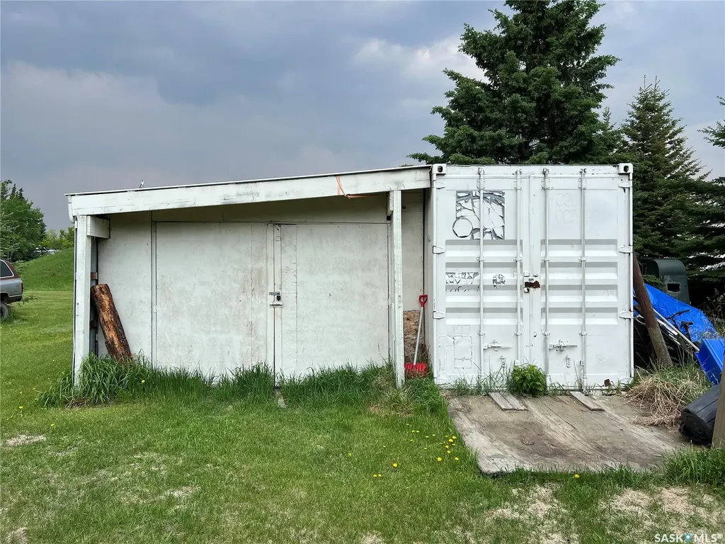 113 2nd Avenue SE Dorintosh SK S0M 0T0
