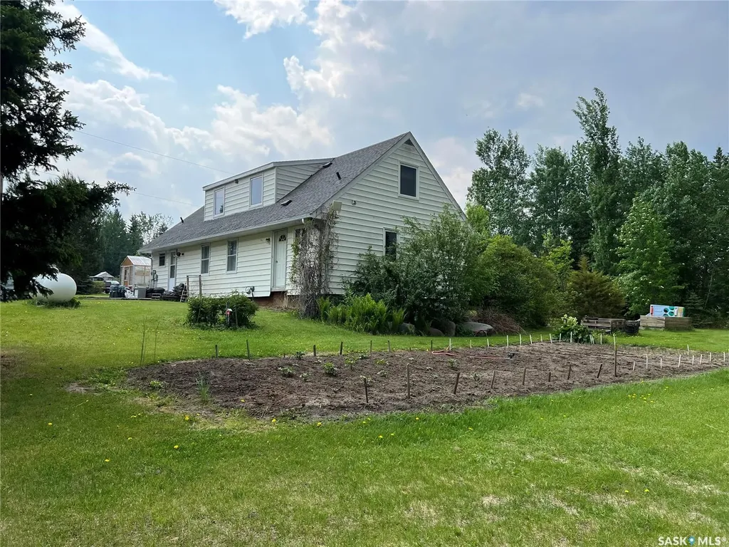 113 2nd Avenue SE Dorintosh SK S0M 0T0