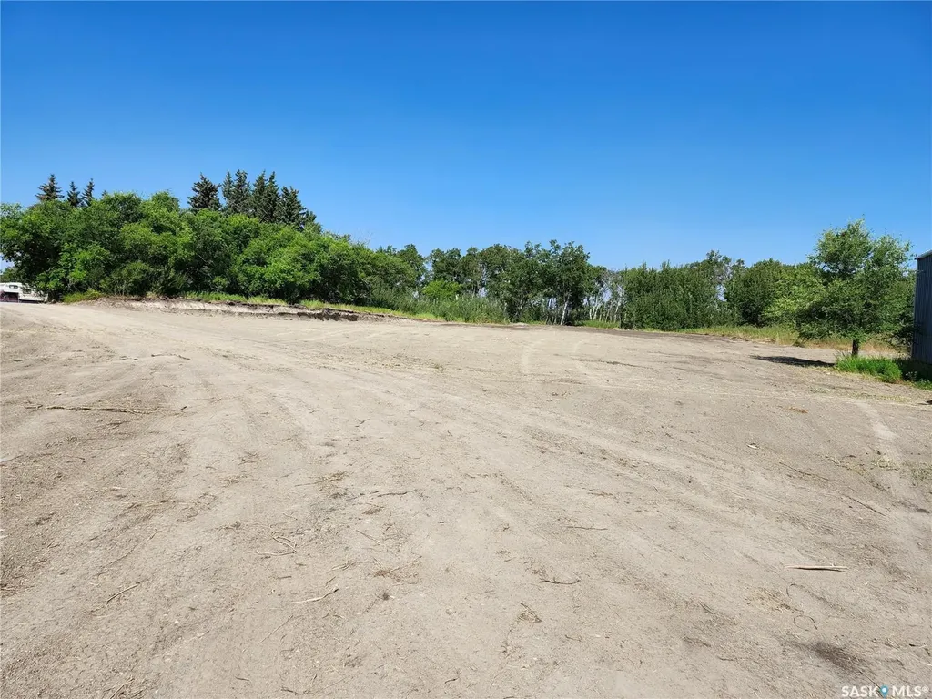 Na Service Road Mclean SK S0G 3E0