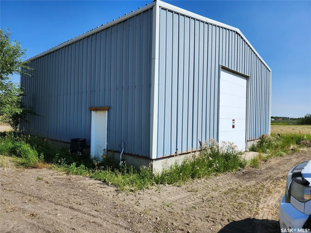 Na Service Road Mclean SK S0G 3E0