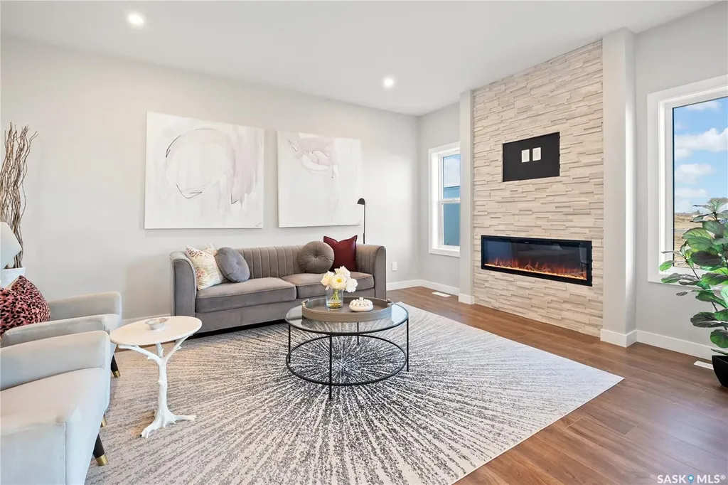 10 Vancouver Crescent Pilot Butte SK S0G 3Z0