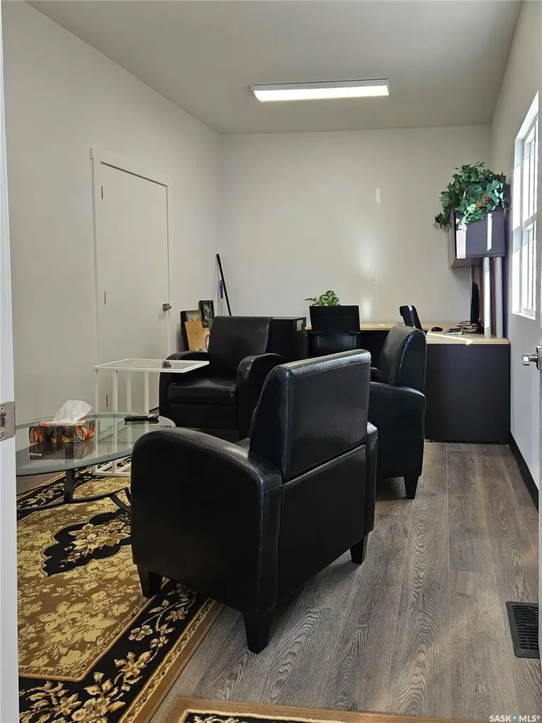 107 1st Avenue W Rosetown SK S0L 2V0