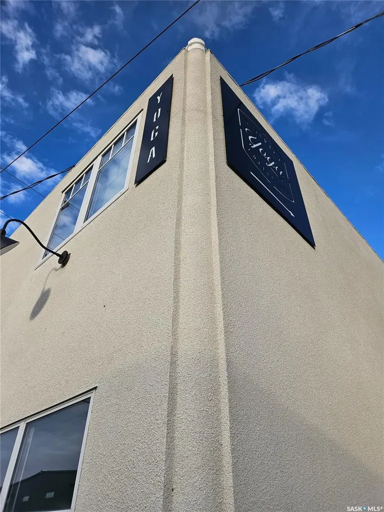 107 1st Avenue W Rosetown SK S0L 2V0