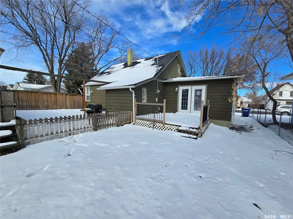 400 4th Avenue E Assiniboia SK S0H 0B0