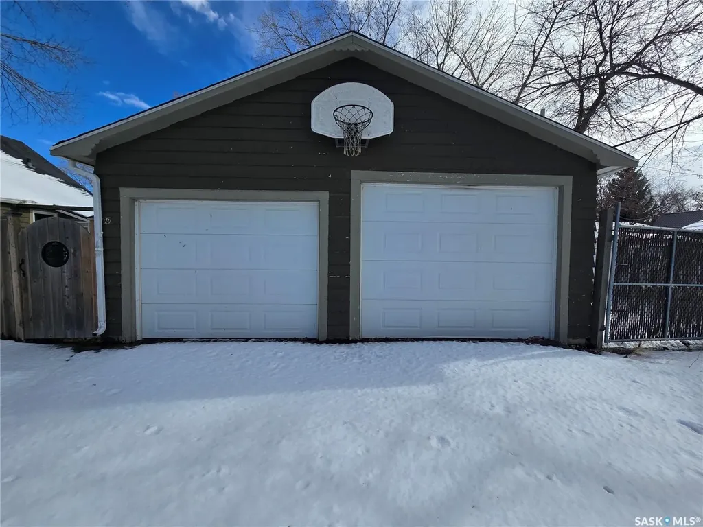 400 4th Avenue E Assiniboia SK S0H 0B0