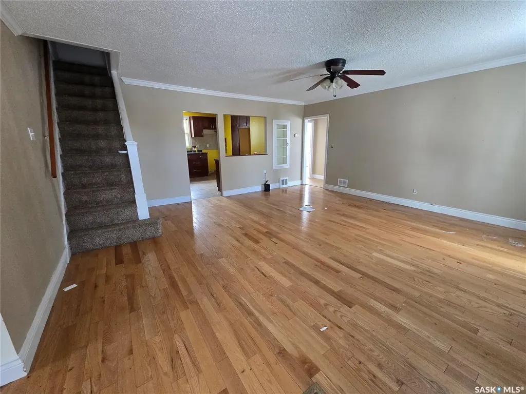 400 4th Avenue E Assiniboia SK S0H 0B0