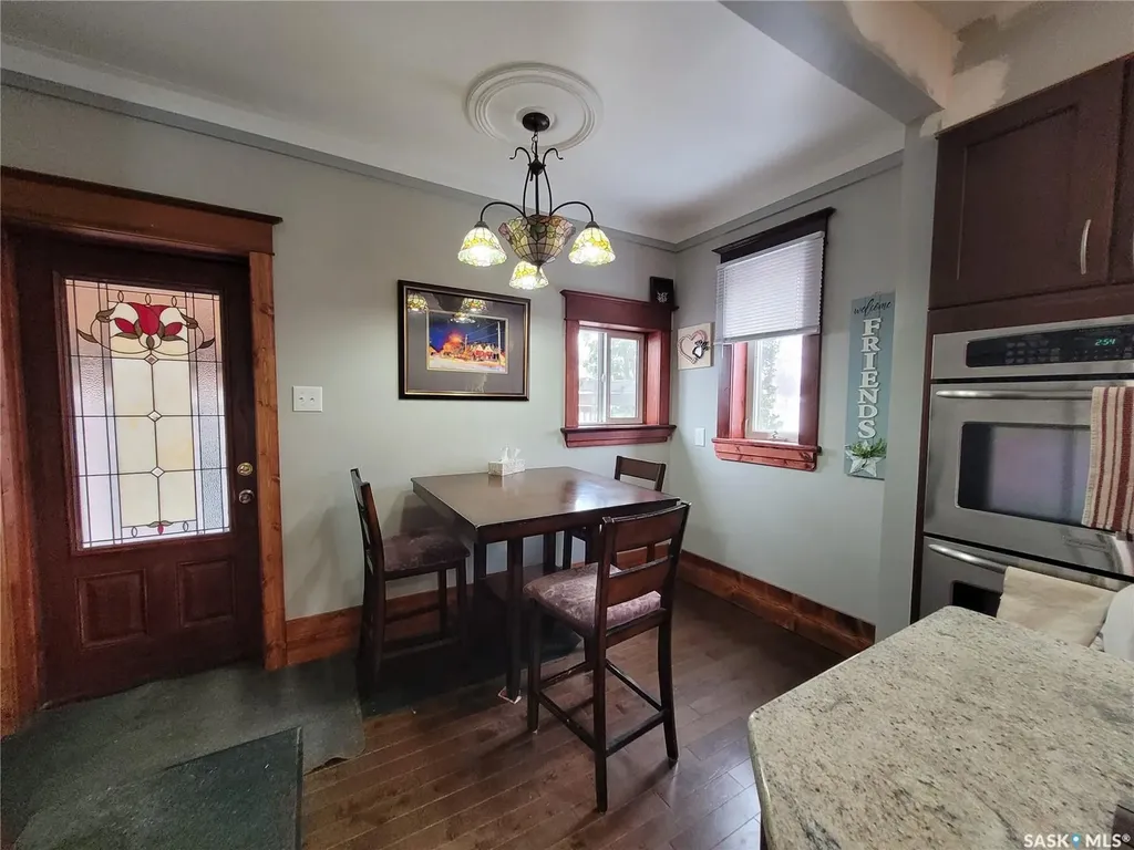 717 Coteau Avenue Weyburn SK S4H 0G9