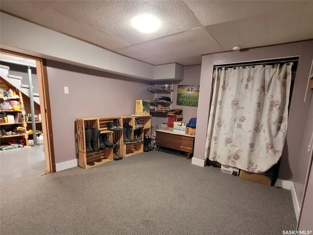 717 Coteau Avenue Weyburn SK S4H 0G9