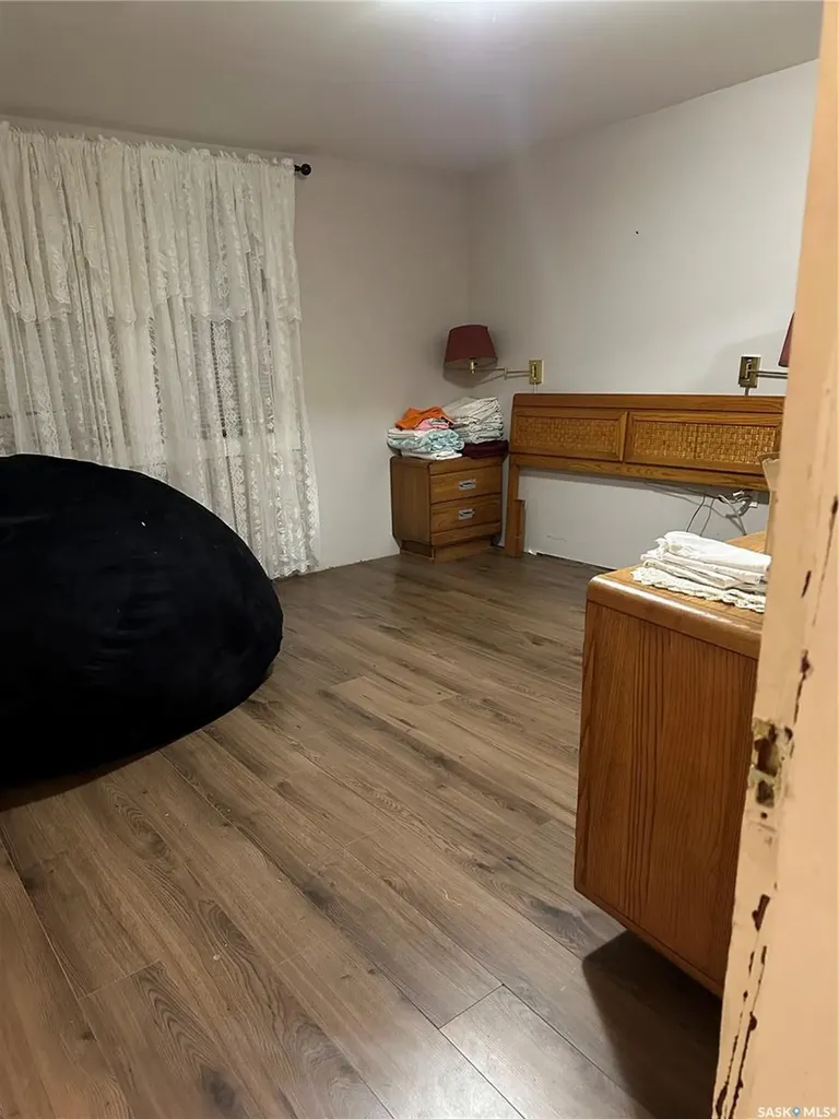 512 1st Street W Shaunavon SK S0N 2M0