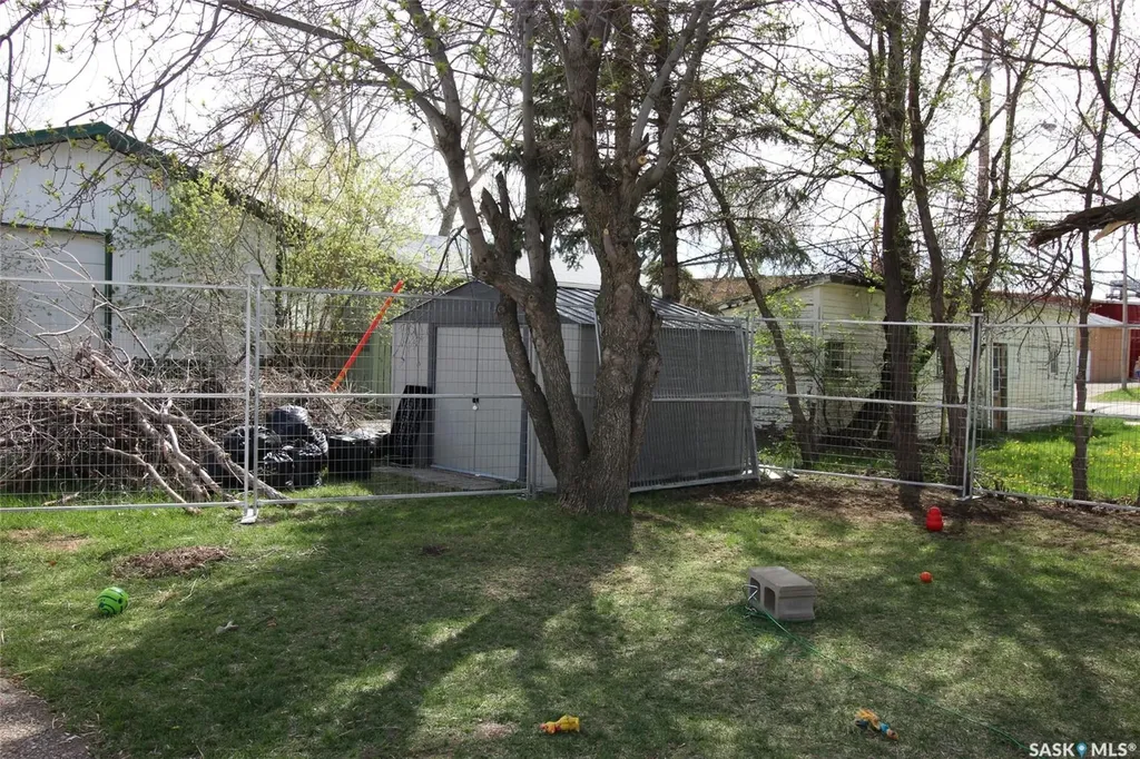 512 1st Street W Shaunavon SK S0N 2M0