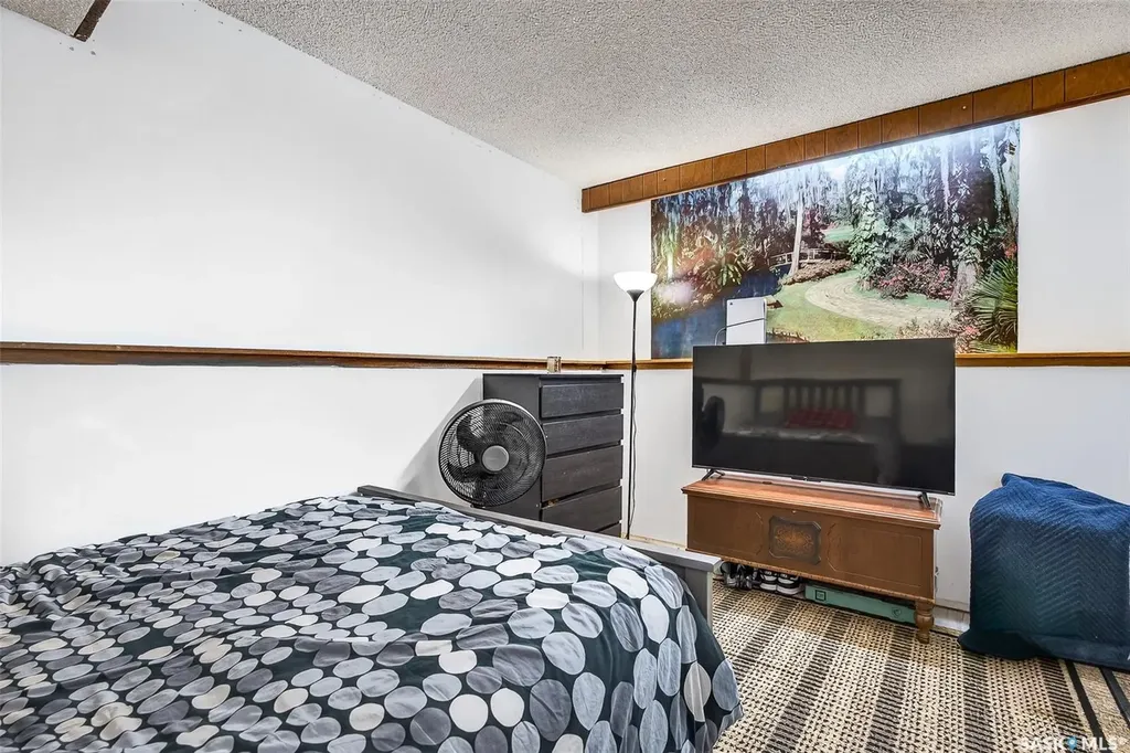1321 Prince Crescent Moose Jaw SK S6H 6E6