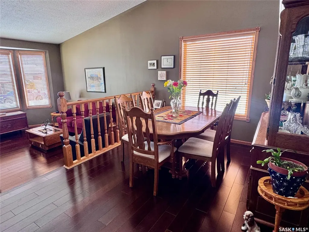 930 Sinotte Crescent La Ronge SK S0J 1L0