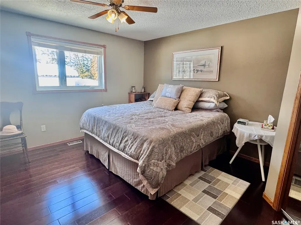 930 Sinotte Crescent La Ronge SK S0J 1L0