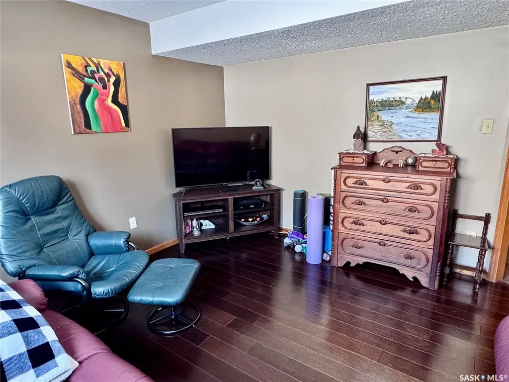 930 Sinotte Crescent La Ronge SK S0J 1L0