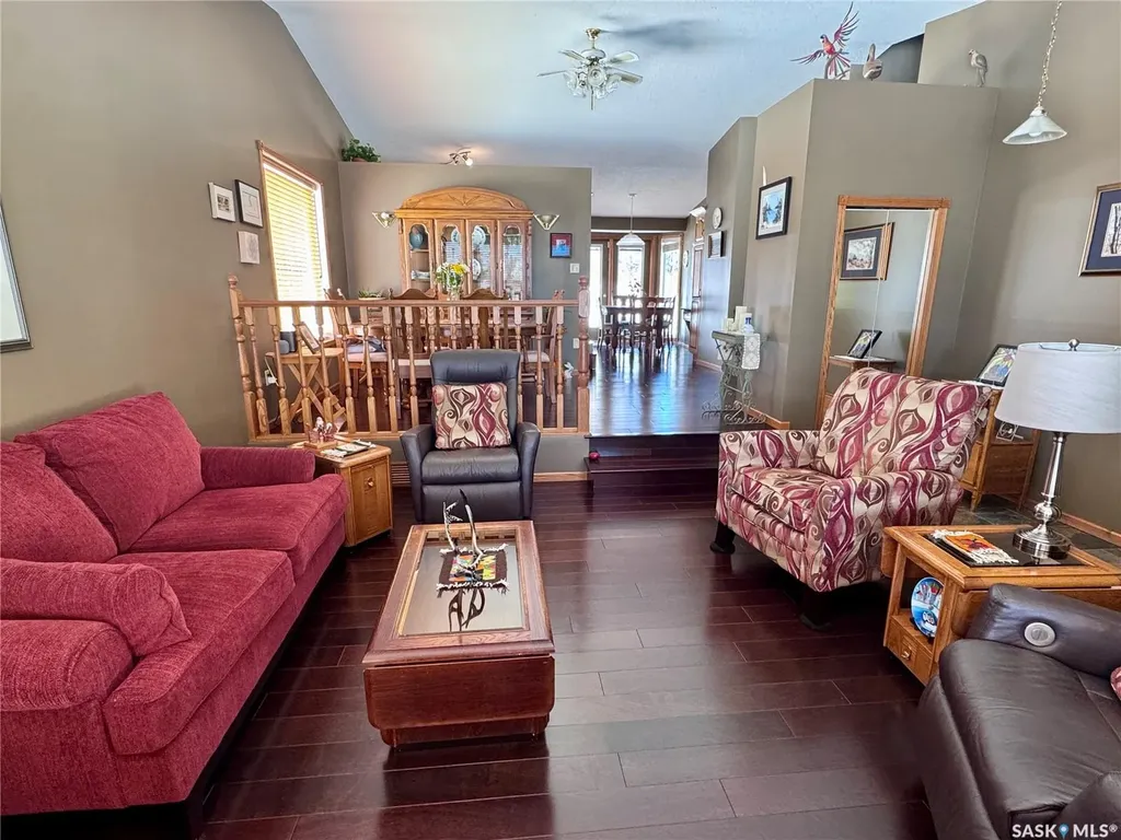 930 Sinotte Crescent La Ronge SK S0J 1L0