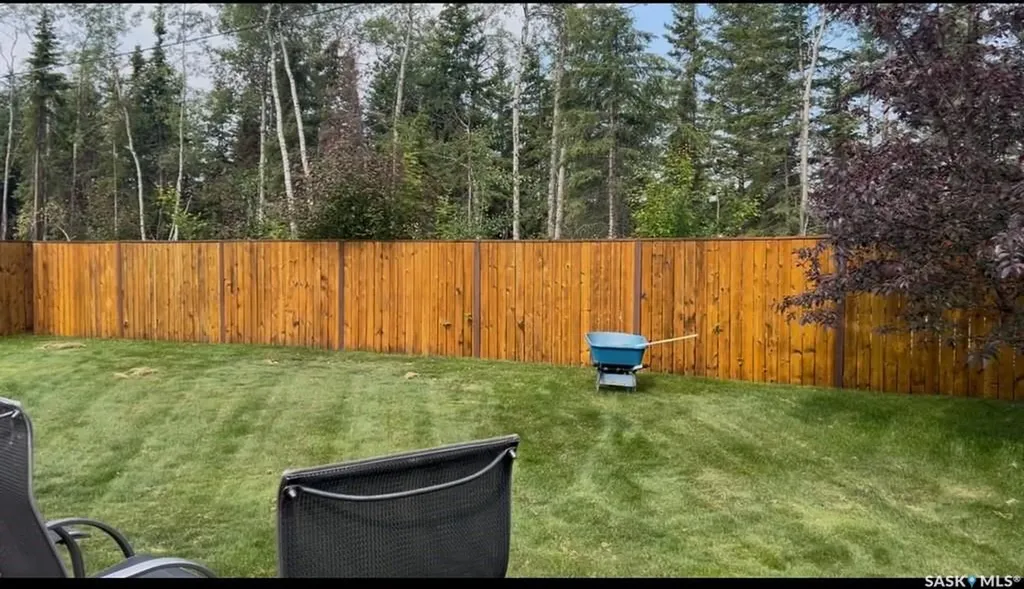 930 Sinotte Crescent La Ronge SK S0J 1L0
